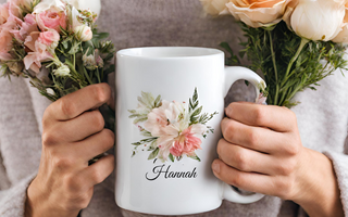 Mug avec design fleuri en UV DTF